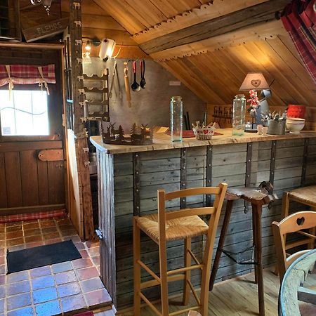 Gite "Le Refuge" Dans Un Domaine De 7Ha Au Calme Vimoutiers Zewnętrze zdjęcie